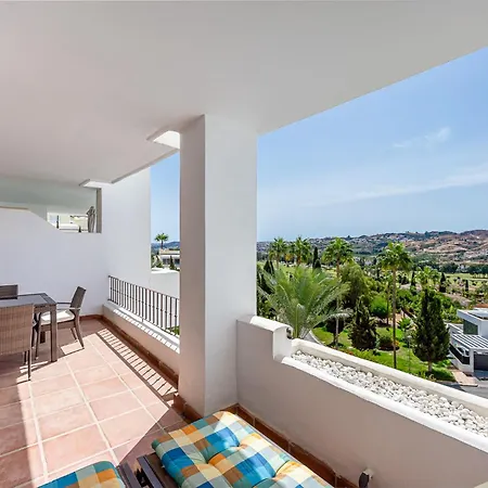 Beautiful Two-bed Mijas Golf Humera